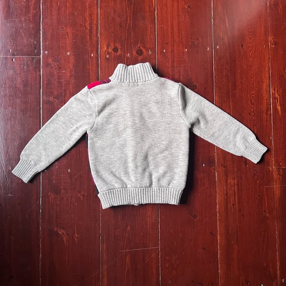 Cat & Jack Red and black plaid zip up sweater with gray sleeves and back 5T - Picture 4 of 7